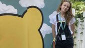 ДЕВОЈЧИЦА ИЗ СМЕДЕРЕВА ПРВАКИЊА ЕВРОПЕ У ПОЗНАВАЊУ ЕНГЛЕСКОГ ЈЕЗИКА: Миа Јеремић брани знање на светском надметању, потребна јој је подршка