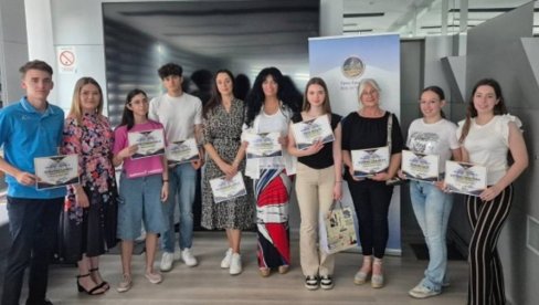 PISALI O SVOM GRADU: Nagrađeni učesnici literarnog konkursa „Moj Vršac“