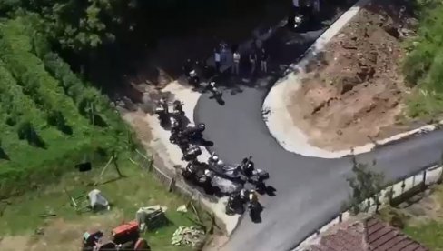 БАЈКЕРИ-БЛОКАДЕРИ НАПАЛИ ЧОВЕКА У ЗАЈЕЧАРУ: Псовали му мајку и Вучића, па запретили клањем