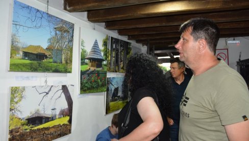 POSTOJAN DUH POD DRVENIM SVODOM: Negotinski Istorijski arhiv izdao monografiju o crkvama brvnarama u Srbiji autora Stanka Kostića