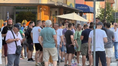IZBORI U ZAJEČARU I KOSJERIĆU: Zatvorena biračka mesta - blokaderi pravili haos i masno lagali (FOTO/VIDEO)