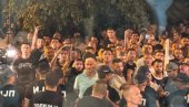 БЛОКАДЕРИ ДОНЕЛИ ОДЛУКУ: Жртвовати Косјерић!
