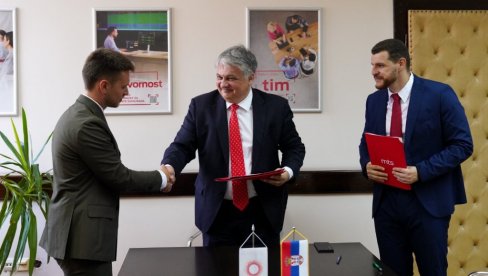 НОВА ГЕНЕРАЦИЈА СТИПЕНДИСТА ТЕЛЕКОМА СРБИЈА НАСТАВЉА ШКОЛОВАЊЕ НА КОЛЕЏУ ЕВРОПЕ НОВА ГЕНЕРАЦИЈА СТИПЕНДИСТА ТЕЛЕКОМА СРБИЈА НАСТАВЉА ШКОЛОВАЊЕ НА КОЛЕЏУ ЕВРОПЕ