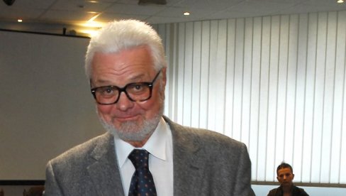 У ЊЕГОВОМ ОСМЕХУ УВЕК ЈЕ БИЛО МАЛО ГОРЧИНЕ: Комеморативни скуп посвећен академику Љубомиру Симовићу (1935-2025) одржан у Српској Академији У ЊЕГОВОМ ОСМЕХУ УВЕК ЈЕ БИЛО МАЛО ГОРЧИНЕ: Комеморативни скуп посвећен академику Љубомиру Симовићу (1935-2025) одржан у Српској Академији