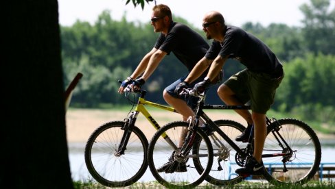 NEMA VIŠE KUPANJA NA ADI: Završena još jedna sezona na beogradskom moru, dežura samo obezbeđenje