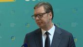 OPET SAM JEDINI KOJI NIJE PRIHVATIO DEKLARACIJU: Vučić iz Odese: Ponosan sam na politiku Srbije, na našu nezavisnost (VIDEO) OPET SAM JEDINI KOJI NIJE PRIHVATIO DEKLARACIJU: Vučić iz Odese: Ponosan sam na politiku Srbije, na našu nezavisnost (VIDEO)