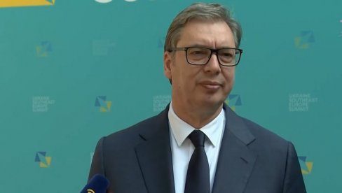 “СВИ ХОЋЕ ДА РАДИКАЛИЗУЈУ, ВЕРОВАТНО ЋЕ ДА ПОСТАНУ НИНЏЕ У МЕЂУВРЕМЕНУ”: Вучић одговорио блокадерима
