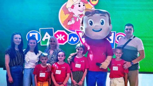 MALI PARAĆINCI NAJBOLJE POZNAJU SAOBRAĆAJNA PRAVILA: OŠ „Đura Jakšić“ pobednik poslednjeg izdanja „Pažljivkove smotre“