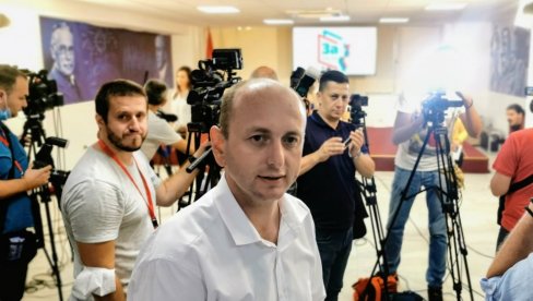 NISAM TRAŽIO DA KUPE AVION: Milan Knežević o optužbama da pritiska Er Montenegro NISAM TRAŽIO DA KUPE AVION: Milan Knežević o optužbama da pritiska Er Montenegro