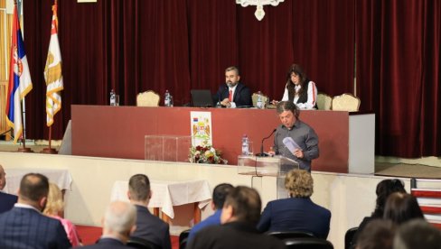 GRAD POSLOVAO SA SUFICITOM: Zasedao kragujevački Parlament, usvojen završni račun budžeta