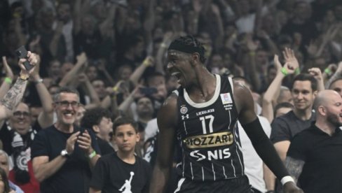 ГОТОВО ЈЕ: Бонга напустио репрезентацију и кренуо пут Београда