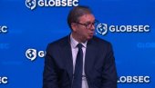 PRIDRŽAVAMO SE POVELJE UN PO KOJOJ JE KOSOVO DEO SRBIJE Vučić na Globalsek forumu: Prijem u EU politička odluka PRIDRŽAVAMO SE POVELJE UN PO KOJOJ JE KOSOVO DEO SRBIJE Vučić na Globalsek forumu: Prijem u EU politička odluka