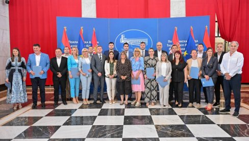 НОВА ПОДРШКА ПОКРАЈИНСКЕ ВЛАДЕ ЛОКАЛНИМ САМОУПРАВАМА У ВОЈВОДИНИ: За објекате културе издвојено 250 милиона динара НОВА ПОДРШКА ПОКРАЈИНСКЕ ВЛАДЕ ЛОКАЛНИМ САМОУПРАВАМА У ВОЈВОДИНИ: За објекате културе издвојено 250 милиона динара