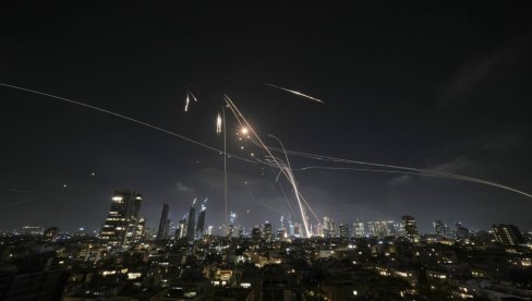 RAT NA BLISKOM ISTOKU: Tramp otkrio tri cilja napada - Iran preti američkim bazama u Evropi  (FOTO/VIDEO)