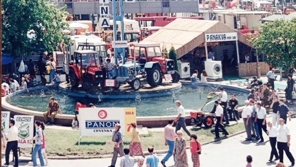 СМОТРА АГРАРА НА О-РУК: Како је 1999. године, после НАТО бомбардовања, организован 66. Међународни пољопривредни сајам СМОТРА АГРАРА НА О-РУК: Како је 1999. године, после НАТО бомбардовања, организован 66. Међународни пољопривредни сајам