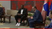 Vučić sa legendarnim Juseinom Boltom (VIDEO)