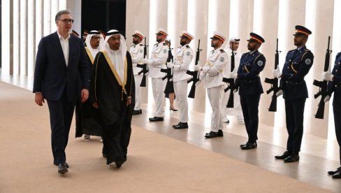 VUČIĆ SE OBRATIO NAKON DOLASKA U UAE: Prijateljstvo i međusobno poštovanje koje neguju naše dve zemlje potvrđuje se iznova svakim susretom VUČIĆ SE OBRATIO NAKON DOLASKA U UAE: Prijateljstvo i međusobno poštovanje koje neguju naše dve zemlje potvrđuje se iznova svakim susretom