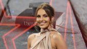 DŽEJLA RAMOVIĆ JE DIPLOMIRALA: Evo koji fakultet je završila pevačica
