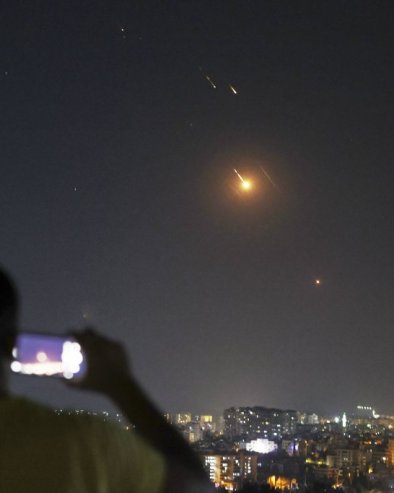 ХЕЗБОЛАХ ТВРДИ: Погодили смо израелску ваздухопловну базу код Тел Авива