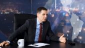ОПАСНЕ РЕЧИ МИЛОША ФРАНЦУЗА! Поручио да је спреман на све зарад власти, поредио Вучића са Де Голом и поменуо МЕТАК! ОПАСНЕ РЕЧИ МИЛОША ФРАНЦУЗА! Поручио да је спреман на све зарад власти, поредио Вучића са Де Голом и поменуо МЕТАК!