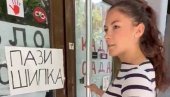 ТРОЈЕ БЛОКАДЕРА МАЛТРЕТИРА 3.000 СТУДЕНАТА: Ни Љубицу Патрик, студенткињу Правног факултета  блокадери данас нису пустили на факултет