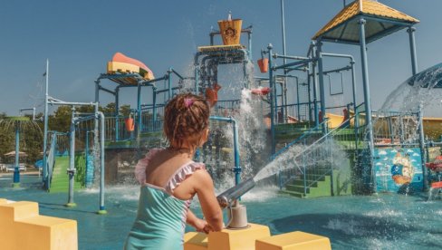 LETOVANJE U SRBIJI: Pronašli smo oaze osveženja – ovo su najlepši akva parkovi za porodični odmor LETOVANJE U SRBIJI: Pronašli smo oaze osveženja – ovo su najlepši akva parkovi za porodični odmor