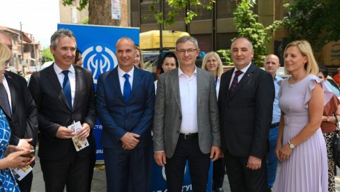 Компанија „Дунав осигурање“ на VI Међународном сајму лековитог, зачинског, украсног биља, пчелињих производа и гљива Компанија „Дунав осигурање“ на VI Међународном сајму лековитог, зачинског, украсног биља, пчелињих производа и гљива
