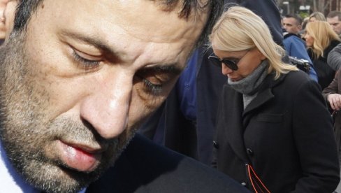 ANA DIVAC SKRHANA - OTKRILA DETALJE IZ BOLNICE: Razmišljala sam šta bih pričala da si umro ANA DIVAC SKRHANA - OTKRILA DETALJE IZ BOLNICE: Razmišljala sam šta bih pričala da si umro