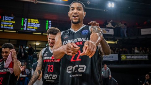 IGOKEA SE POJAČALA IZ ČEŠKE: Amerikanac stigao u Laktaše!