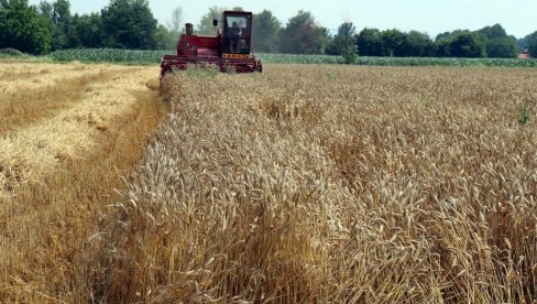 NOVA PRILIKA ZA POLJOPRIVREDNIKE: Vojvodina raspisuje konkurs za savremenu analitičku poljoprivrednu opremu NOVA PRILIKA ZA POLJOPRIVREDNIKE: Vojvodina raspisuje konkurs za savremenu analitičku poljoprivrednu opremu