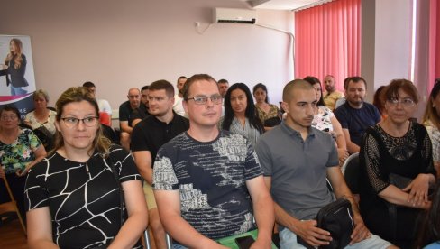 ZAPOŠLJAVAJU SEBE I DRUGE: Uz finansijsku podršku NSZ Banaćani započeli mali biznis ZAPOŠLJAVAJU SEBE I DRUGE: Uz finansijsku podršku NSZ Banaćani započeli mali biznis