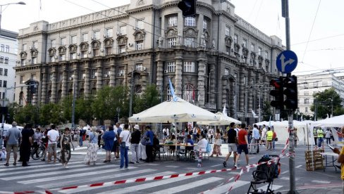 BLOKADERI HOĆE DA ŽIGOŠU SRBE! Hoće da nam zakolju slobodu i proglase nas za genocidan narod BLOKADERI HOĆE DA ŽIGOŠU SRBE! Hoće da nam zakolju slobodu i proglase nas za genocidan narod