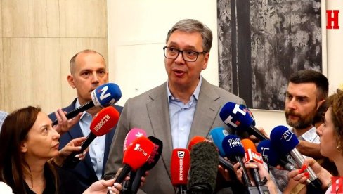 NAJLAKŠE JE DA KAŽETE DA NEKOGA MOŽETE DA POBEDITE, A TAJ NEKO NE MOŽE NI DA SE KANDIDUJE: Vučić odgovorio Koraću i Bakiću