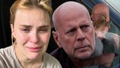 МУЧНЕ СЛИКЕ БОЛЕСНОГ ВИЛИСА Ћерка објавила, жестоко је осудили: Не ради му то, немаш његову дозволу да објавиш! (ФОТО)