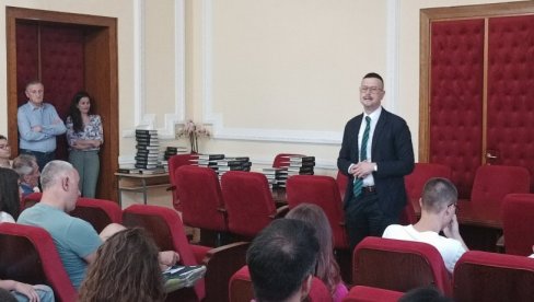 ПРОМОЦИЈА НАЈБОЉИХ: Центар за таленте Земун наградио најбоље полазнике ПРОМОЦИЈА НАЈБОЉИХ: Центар за таленте Земун наградио најбоље полазнике