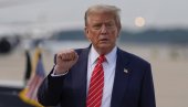 ТРАМП ОБРНУО ЋУРАК: Први пут од повратка на функцију шаље оружје Украјини ТРАМП ОБРНУО ЋУРАК: Први пут од повратка на функцију шаље оружје Украјини