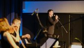 STIHOVI KOJI SE PAMTE: Književno veče sa Nebojšom Milovanovićem u Fondaciji Mozzart „Poezija živa” po drugi put očarala publiku