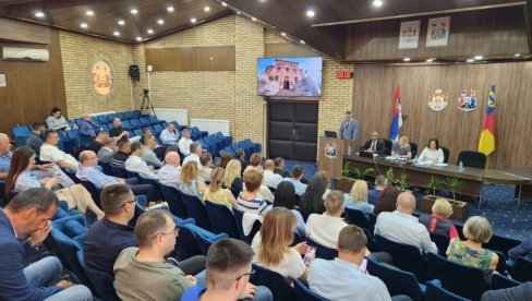 СЕДНИЦА СКУПШТИНЕ ГРАДА ВРАЊА: Усвојени извештаји о раду градоначелника и Градског већа СЕДНИЦА СКУПШТИНЕ ГРАДА ВРАЊА: Усвојени извештаји о раду градоначелника и Градског већа