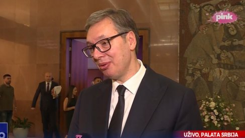 ВУЧИЋ СЕ ОБРАЋА ГРАЂАНИМА: Увече ћете видети бесне људе, неке који ће да заврше у насиљу, пошто другог избора себи нису оставили ВУЧИЋ СЕ ОБРАЋА ГРАЂАНИМА: Увече ћете видети бесне људе, неке који ће да заврше у насиљу, пошто другог избора себи нису оставили