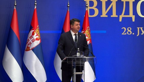 У СЛАВУ ТЕ ВИДОВДАНСКЕ АЛИ И МОДЕРНЕ СРБИЈЕ! Беседа професора Владана Петрова У СЛАВУ ТЕ ВИДОВДАНСКЕ АЛИ И МОДЕРНЕ СРБИЈЕ! Беседа професора Владана Петрова