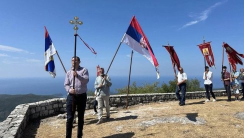 HERCEG NOVI PROSLAVIO VIDOVDAN: „Dušu nahranili i skupili blago koje se ne troši“ HERCEG NOVI PROSLAVIO VIDOVDAN: „Dušu nahranili i skupili blago koje se ne troši“