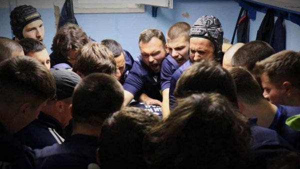 ТАМО ГДЕ СЕ ГРАДИ УСПЕХ: Премијера Рагби клуба Рад под звезданим небом (ВИДЕО) ТАМО ГДЕ СЕ ГРАДИ УСПЕХ: Премијера Рагби клуба Рад под звезданим небом (ВИДЕО)