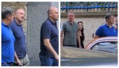 POKRET ZA UNIŠTAVANJE SRBIJE: Đilas, Marinika i Miljuš posle tajnog sastanka na protestima (VIDEO) POKRET ZA UNIŠTAVANJE SRBIJE: Đilas, Marinika i Miljuš posle tajnog sastanka na protestima (VIDEO)