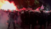 ZVERI I TERORISTI: Blokaderi napali kordon policije
