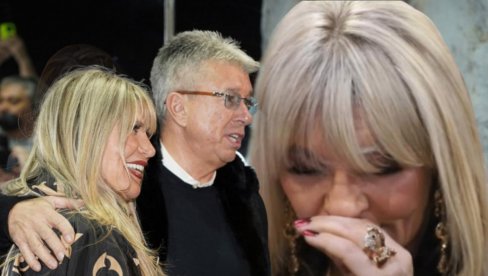SUZANA GRCA U SUZAMA, JEDVA GOVORI: Plačem sa ćerkom kada pročitamo nešto loše o Saši SUZANA GRCA U SUZAMA, JEDVA GOVORI: Plačem sa ćerkom kada pročitamo nešto loše o Saši