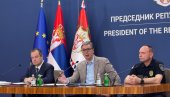 TUŽNA BLOKADERSKA PRIČA JE ZAVRŠENA Vučić: Lagali su da ću da pobegnem, a sve vreme sam bio sa narodom TUŽNA BLOKADERSKA PRIČA JE ZAVRŠENA Vučić: Lagali su da ću da pobegnem, a sve vreme sam bio sa narodom