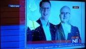 BLOKADERI RAZBILI PROSTORIJE SNS U NOVOM SADU BLOKADERI RAZBILI PROSTORIJE SNS U NOVOM SADU