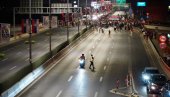 BLOKADERI TERORISTI BLOKIRALI GAZELU: Prave totalni haos i maltretiraju sav narod