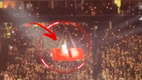 JEZIV SNIMAK! Svetska zvezda umalo nastradala nasred koncerta, povikala: Stanite! - publika pretrnula