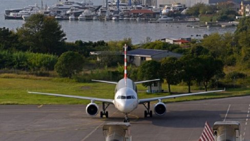 ZBOG DOJAVE O EKSPLOZIVNOJ NAPRAVI: Privremeno zatvoren tivatski aerodrom